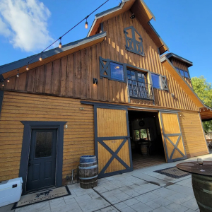 Racnch Style tasting room at Longshadow Ranch Winery Temecula